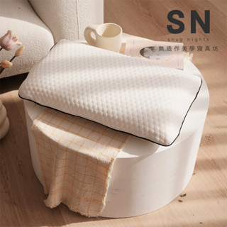 【SN寢具坊】針織緹花釋壓助眠記憶枕-麵包款 (超取限4顆)
