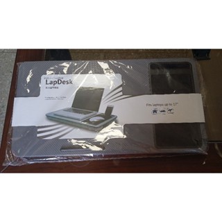 LapDesk. 膝上型電腦桌