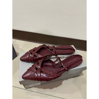 ［二手］charles & keith 尖頭涼鞋酒紅色 尺寸39（附鞋盒）
