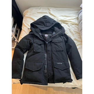 女款尺寸xs CANADA GOOSE 加拿大鵝羽絨服 外套夾克