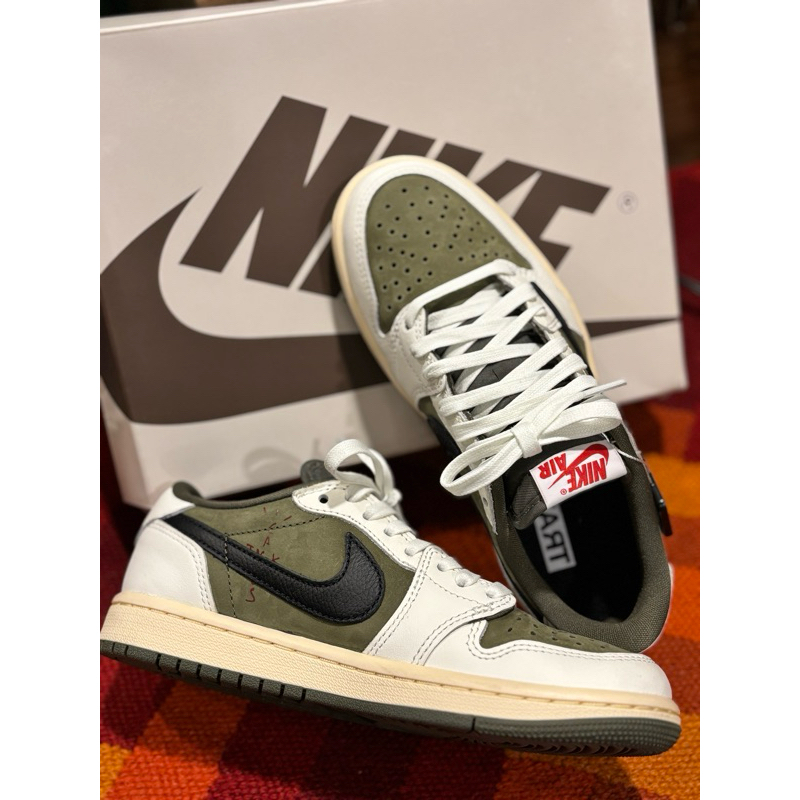 全新商品日本帶回 Travis Scott x AJ1 Low OG 橄欖綠 倒勾