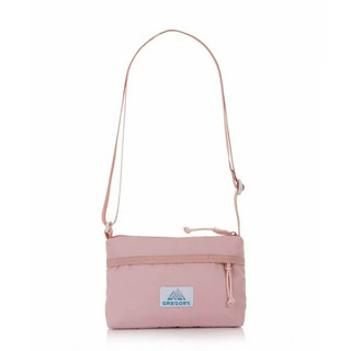 【OUTDOORZ 我不在家】Gregory-1L ENVELOPE SHOULDER 斜背包 櫻花粉