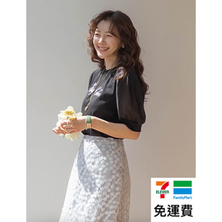 dream color kr 一件免運 韓國代購 正韓女裝 可愛透視泡泡袖輪廓點綴珍珠字母刺繡穿搭上衣 0418