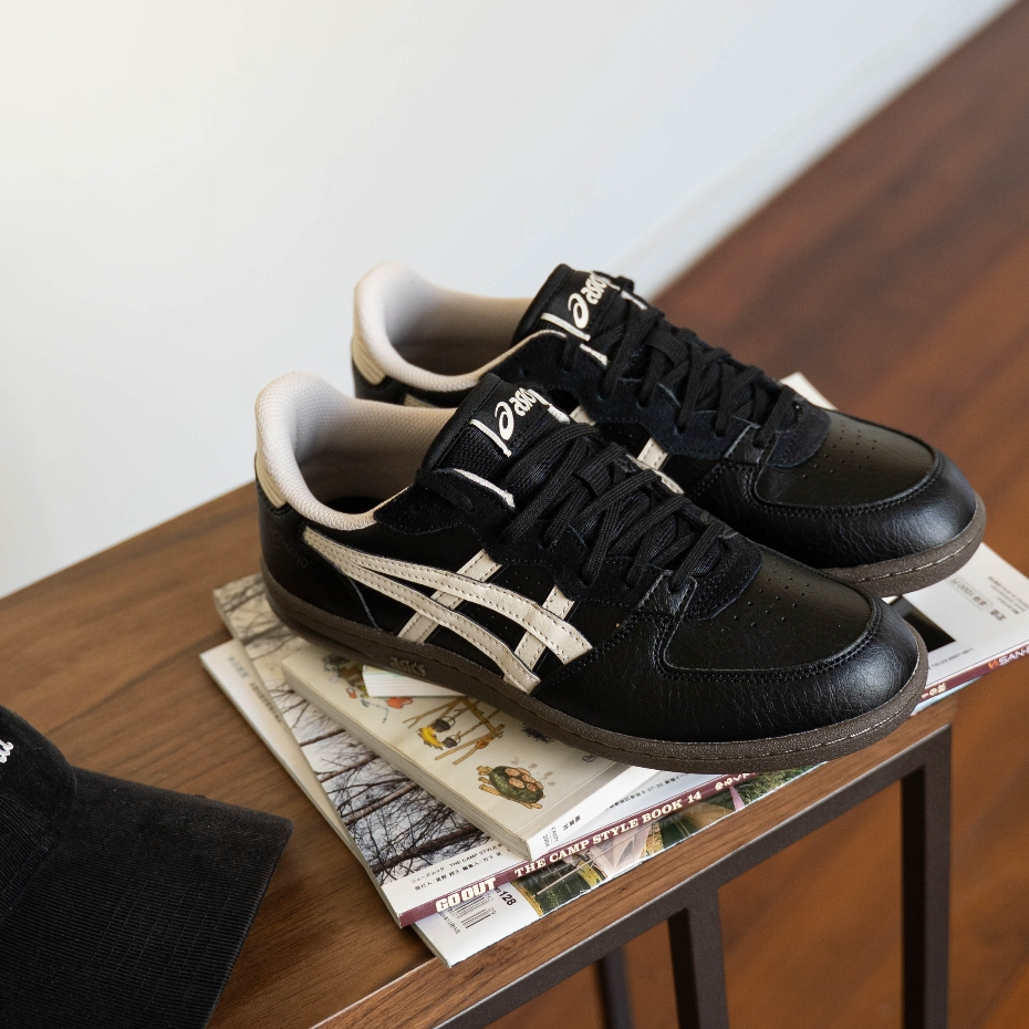 Asics Skyhand Og 1203A451-002 男女 運動休閒鞋 舒適 穿搭 黑 白