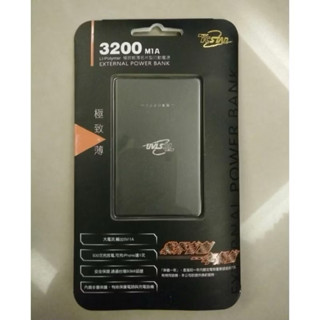 全新 TCSTAR 3200MIA極致輕薄名片型行動電源