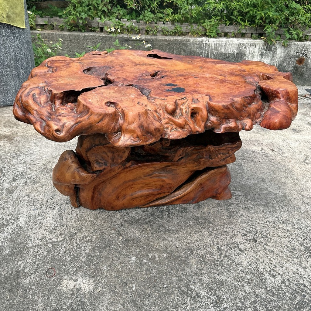 大楊哥二手傢具【 價可談 檜木樹瘤桌 桌面桌腳全樹瘤 火焰紋滿滿 泡茶桌 高級木 】家具回收