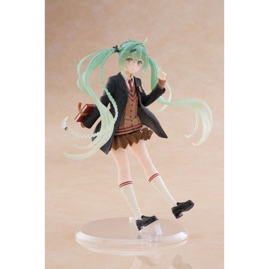 【預購2025年8月】TAITO 景品 初音未來 Figure Fashion Preppy Ver.