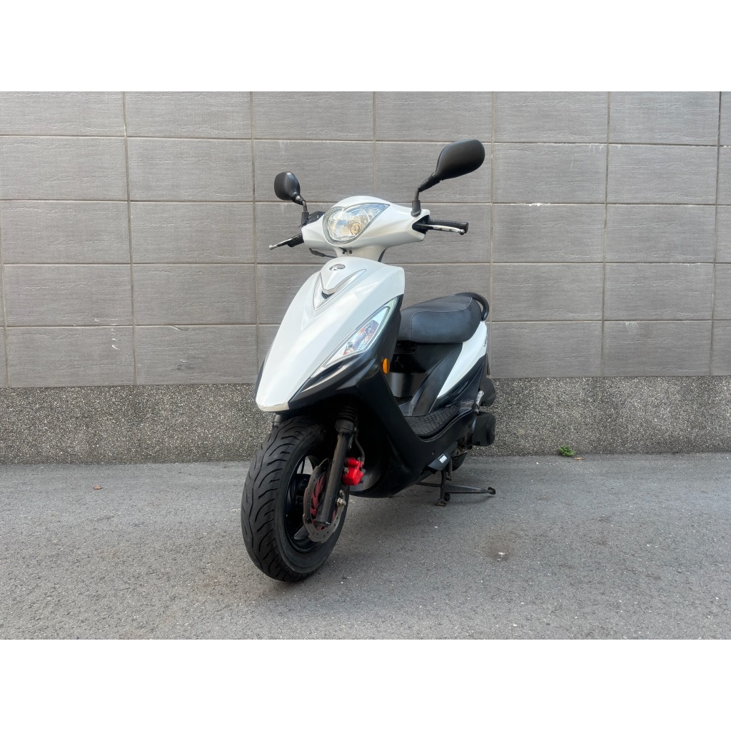 🛵台南二手機車🛵2018 Kymco GP 125 碟煞版 鋼琴白 平價代步車