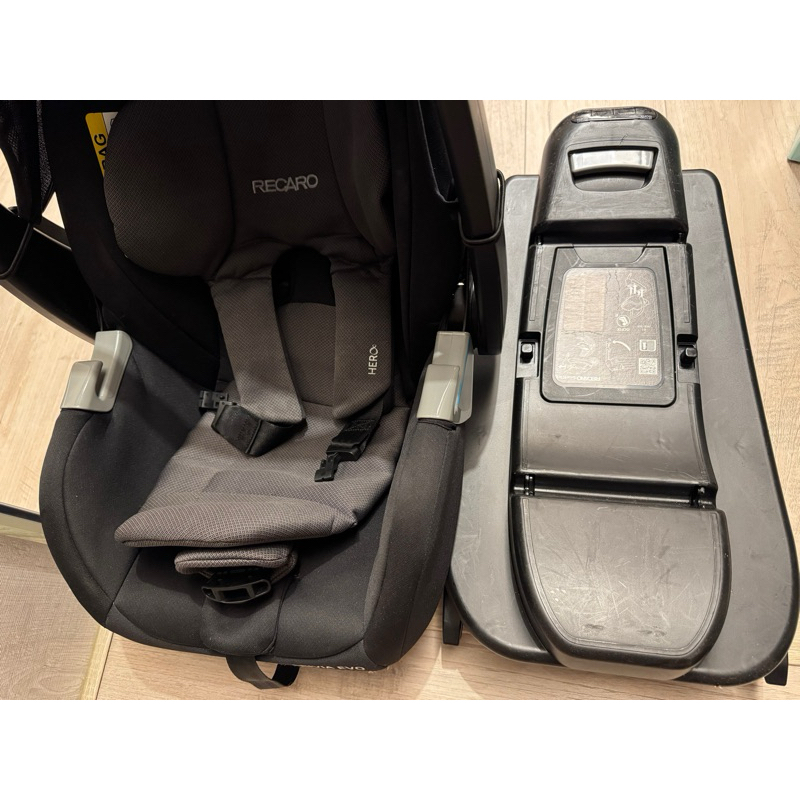 Recaro Privia EVO提籃 含底座