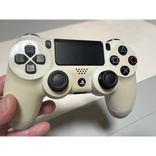 🔥9成新sony🔥原廠🔥【PS4】DUALSHOCK 4✅儲存良好，狀況很好🔥無線控制器🔥 原廠無線手把🔥白色✅