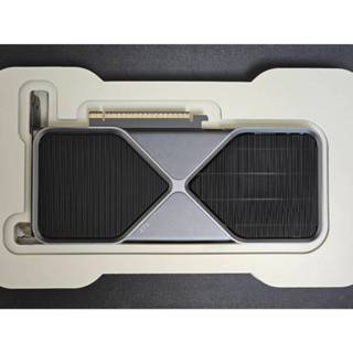 (暫時停售）NVIDIA GeForce RTX 5070 創始版顯示卡