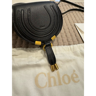 CHLOE 蔻依 Small Marcie 粒面牛皮鈴鼓包含紙袋 黑色