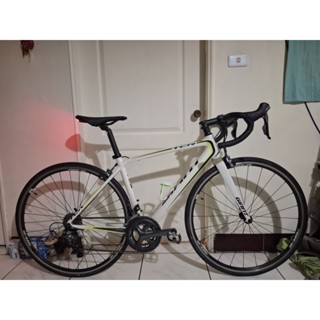 捷安特Tcr1碳纖維前叉公路車，s號，9成新，附尾燈。