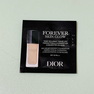 滿70元出貨！Dior 迪奧 超完美持久柔光粉底液