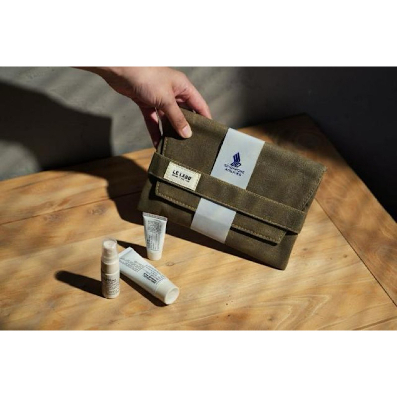 現貨立刻出 新加坡航空 x LE LABO 聯名商務艙過夜包 本人帶回 無使用過 僅五個