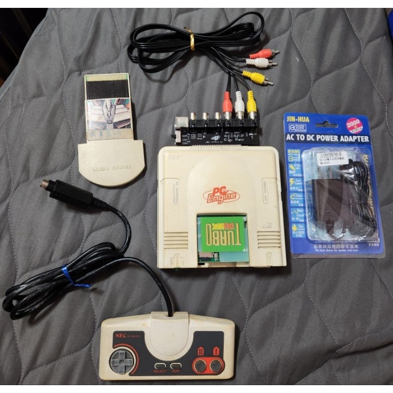 日製 NEC 原廠 PC-Engine PCE 初代白主機套組