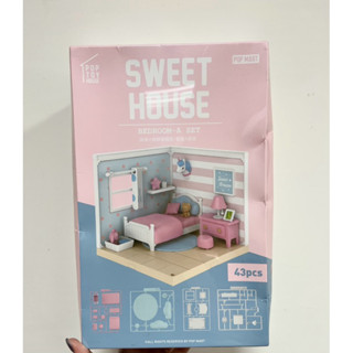 【全新未拆】Sweet House 拼裝模型套裝 展示櫃 模型屋 模型展示 高階小屋 浪漫小屋 POPMART 泡泡瑪特