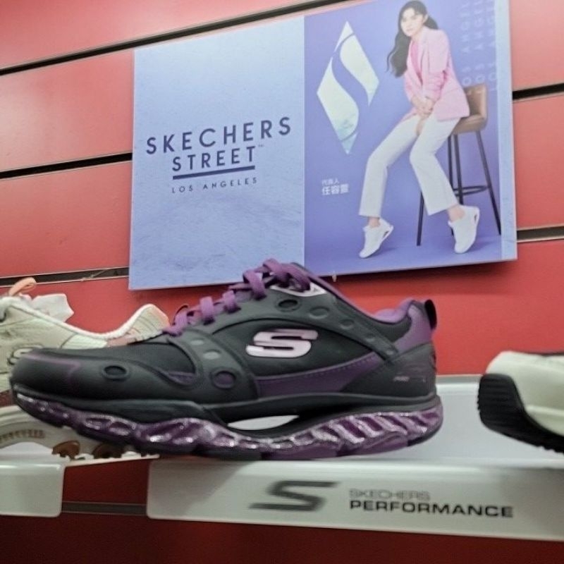 skechers 女版SRR 回彈力運動鞋原價5690優惠4300元正版