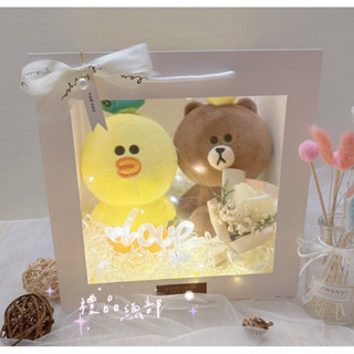 【禮品總部】現貨|實拍 LINE FRIENDS 熊大娃娃 莎莉娃娃 兔兔玩偶 禮品袋 熊大玩偶 熊大吊飾 畢業禮