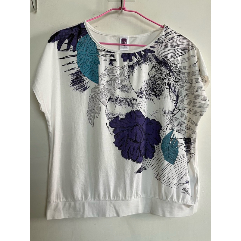 （二手）ILEY伊蕾名品，春夏款上衣