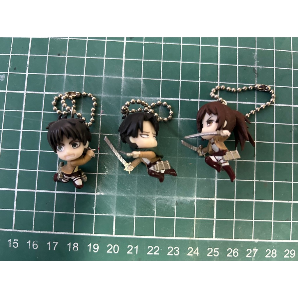 [現貨]萬代 BANDAI 進擊的巨人 艾連葉卡 里維阿曼卡 莎夏布勞斯 轉蛋 吊飾 公仔