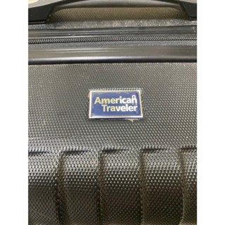 【二手商品】瑕疵外殼裂痕 American Traveler 黑色26吋行李箱高約77公分寬約50公分 深約28公分