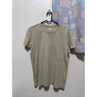 二手衣-UNIQLO綠色素色圓領短袖上衣