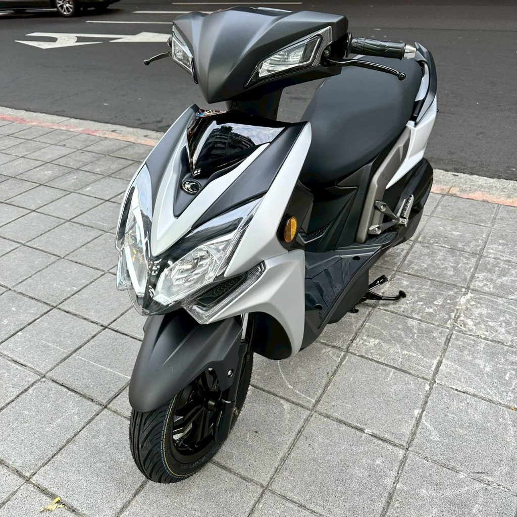 (貳輪嶼二手機車-新北中和店) 2017 光陽 雷霆S150 RACINGS 雙碟#3030