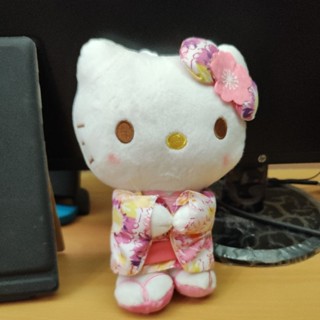Hello Kitty 和服娃娃
