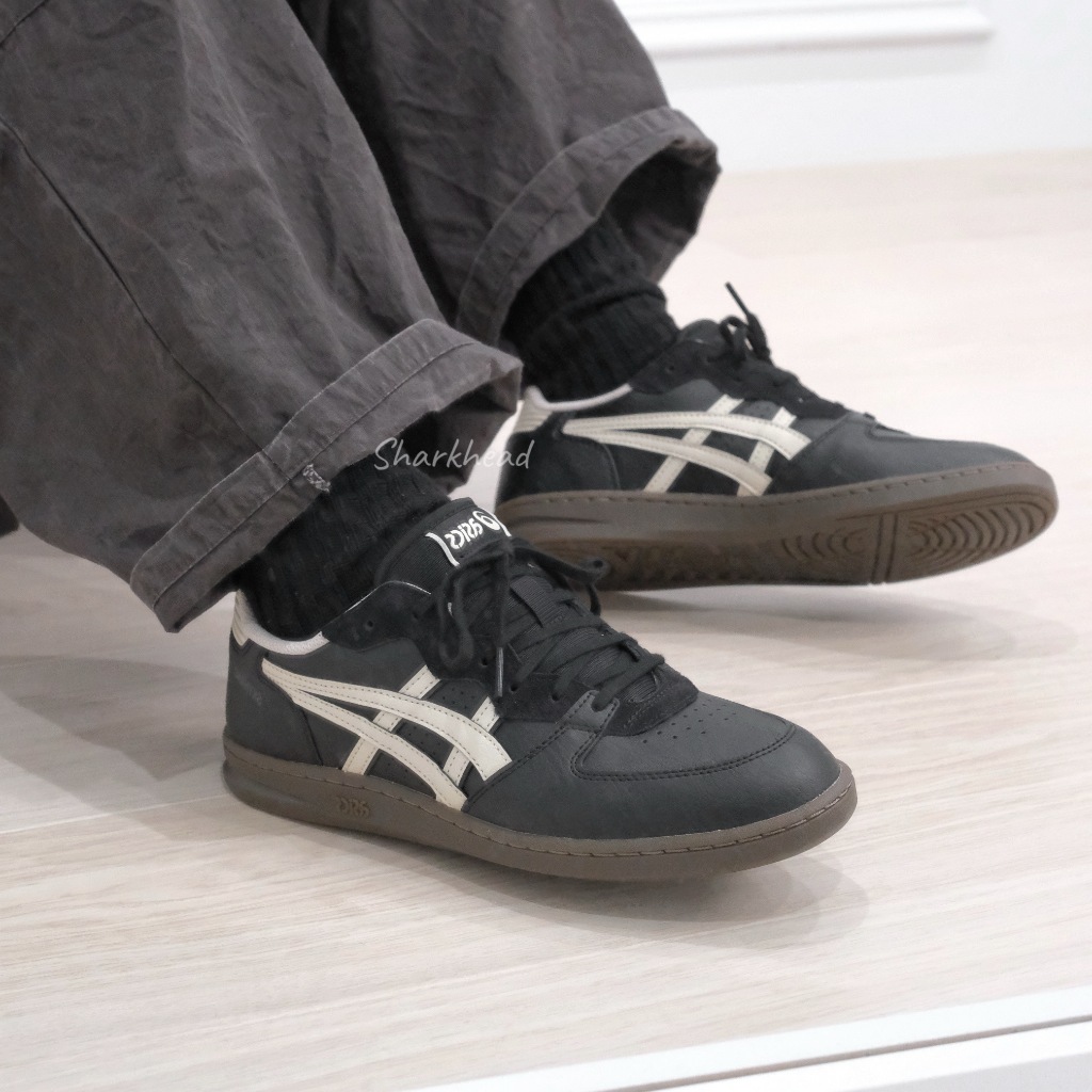 【Sharkhead】現貨 Asics Skyhand OG 亞瑟士 皮革 全黑 白線 1203A451-002