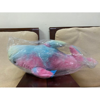 彩色大鯊魚娃娃 長約50cm 全新 有吊牌 現貨 禮物 小孩 送禮 娃娃