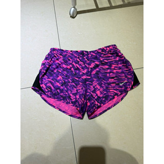 Nike DRI-FIT 運動短褲