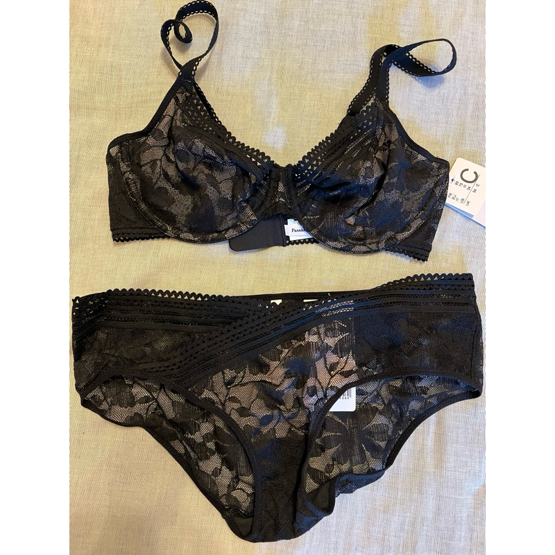 Passionata貝莎娜塔無襯黑色內衣👙上衣75C小褲S