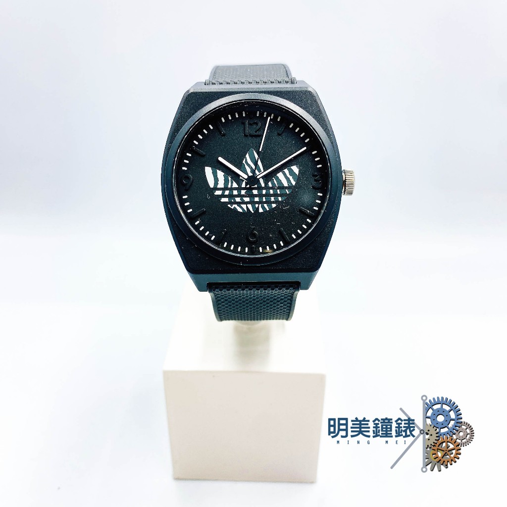 ADIDAS 愛迪達/PROJECT TWO GRFX / AOST23551/經典簡約錶款/明美鐘錶眼鏡