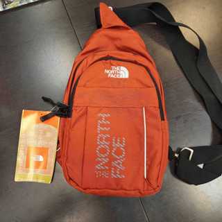 *全新THE NORTH FACE北面 北方的臉 橘色胸揹包底寬16*厚5*高27CM $990