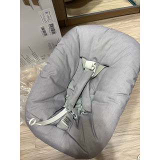 二手 Stokke 挪威 Tripp Trapp 成長椅初生嬰兒套件