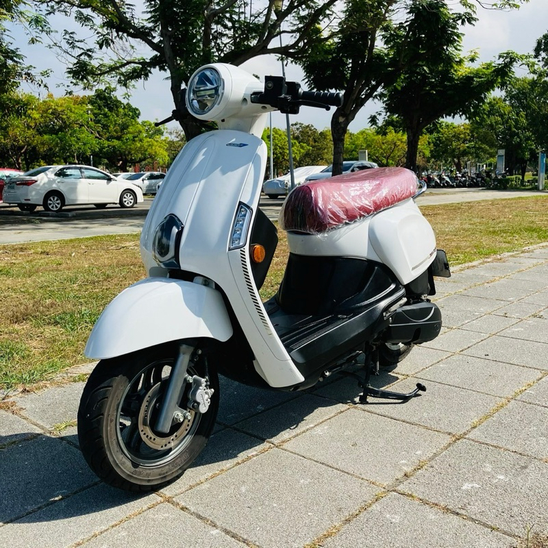 《高雄二手機車》 2021 光陽 NEW MANY 125#2513 #免費試乘/中古機車/二手機車/流行車款/實體門市
