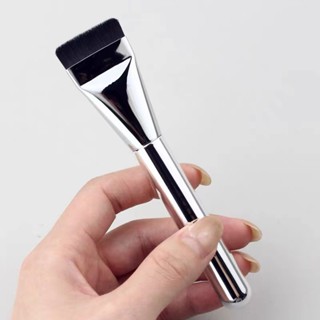 臺灣現貨【法拉米拉】新款Wake超薄一字型粉底刷 面膜刷 遮瑕刷平頭無痕不吃粉美妝工具 77-0268
