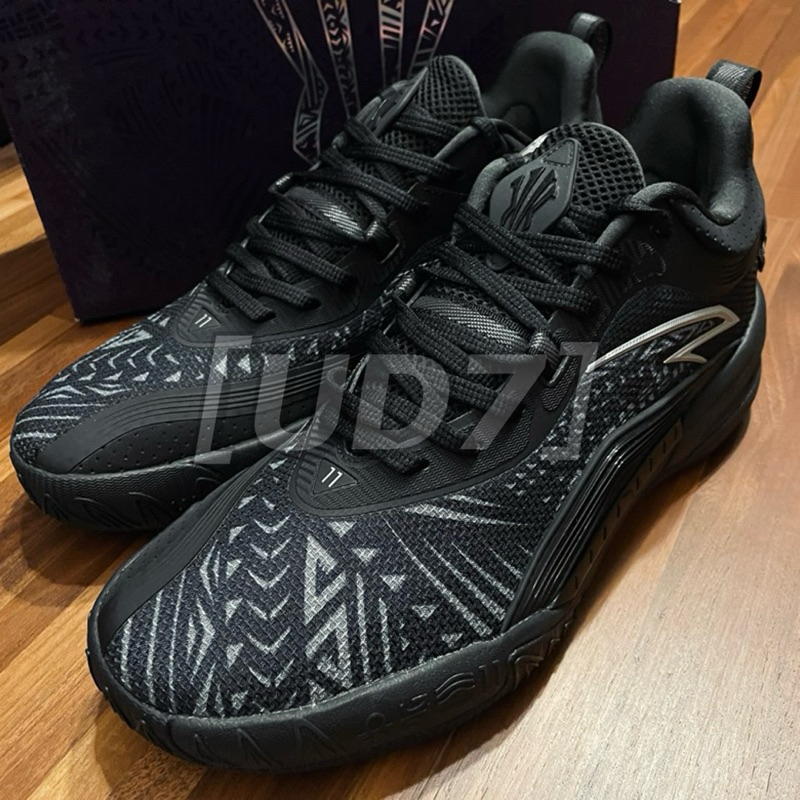 [UD7] 現貨 ANTA 安踏 KAI 1 TEAM Kyrie Irving 歐文籃球鞋 黑白 黑武士