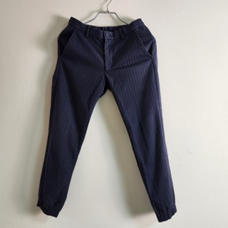 Uniqlo 直條紋縮口褲 深藍