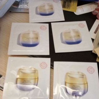 資生堂 激抗痕 亮採緊緻霜 緊緻霜 N 豐潤版 7.5ml