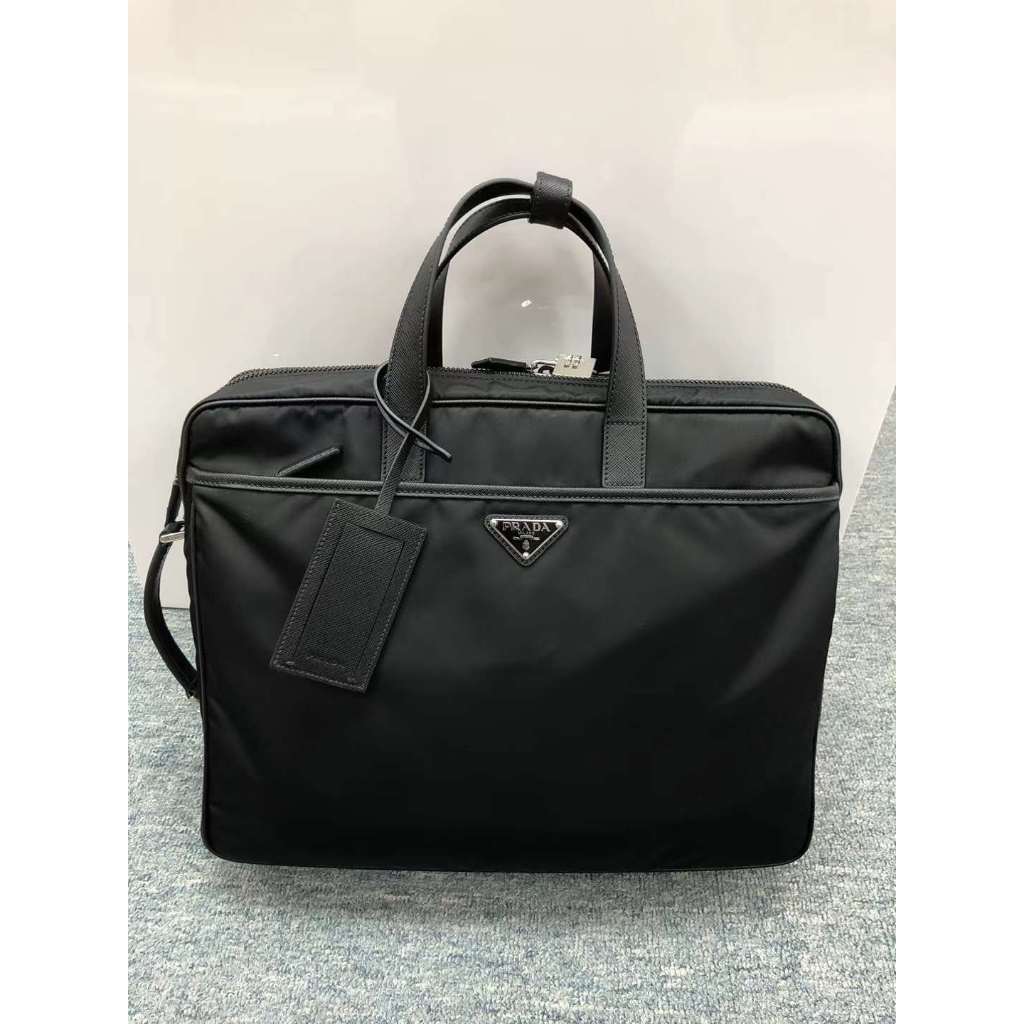 ♚KK SHOP♚ 預購 PRADA Re-Nylon 和 Saffiano 公事包 RR04B0101.60EB