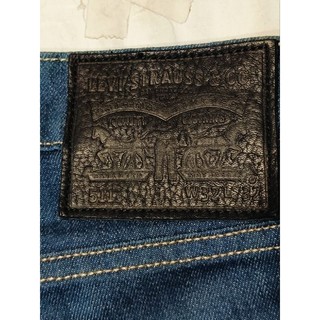 Levis ，511型，伸縮窄管褲