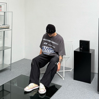 【APPAREL DESIGN】Oversize Y2K Mieet街頭風短T｜寬鬆剪裁