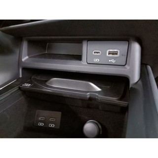 2022-2024 LEXUS NX350H USB 原廠飾板 原廠飾蓋