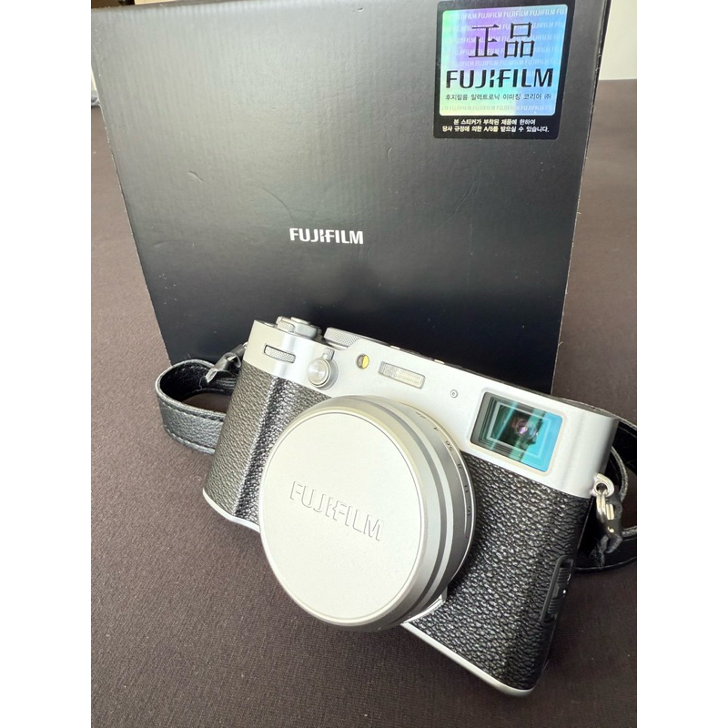 《二手賣場》 9.9成新 富士X100VI 35mm定焦鏡