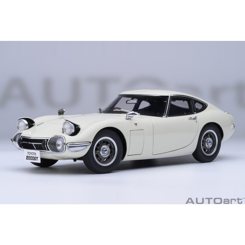 1/18 AUTOart 79546 Toyota 2000GT 1967 (White)