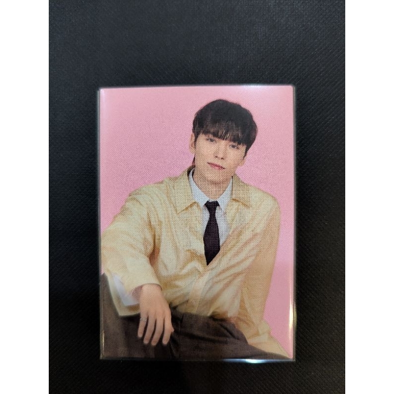 Seventeen Holiday 瀚率Vernon 外套卡