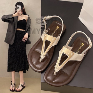 簡約百搭歐美風❤️三角金屬釦 夾腳涼鞋【臺灣現貨快速出貨】平底涼鞋 平底涼拖鞋 軟Q涼鞋 人字涼鞋 夾腳拖鞋 飾扣涼鞋