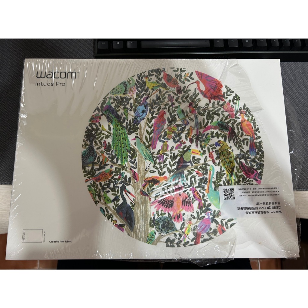 [二手出清] Wacom Intuos Pro (2017) medium 專業繪圖板